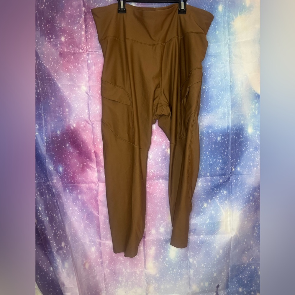 New old navy high rise 7/8 ankle leggings 🛍